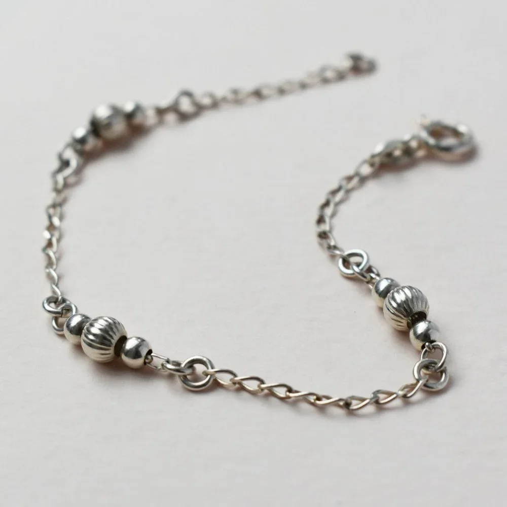 Thin simple silver chain bracelet, dainty minimalist stacking bracelet